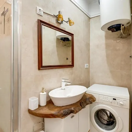 Bed & Breakfast Antigona 3*